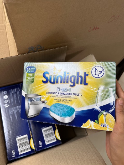 Giao hàng nhanh, sp chính hãng, nhưng sao hình đăng bán có tặng chai nước cho đơn hàng 300k mà mình mua 800k lại ko có tặng. Ko vui 😓