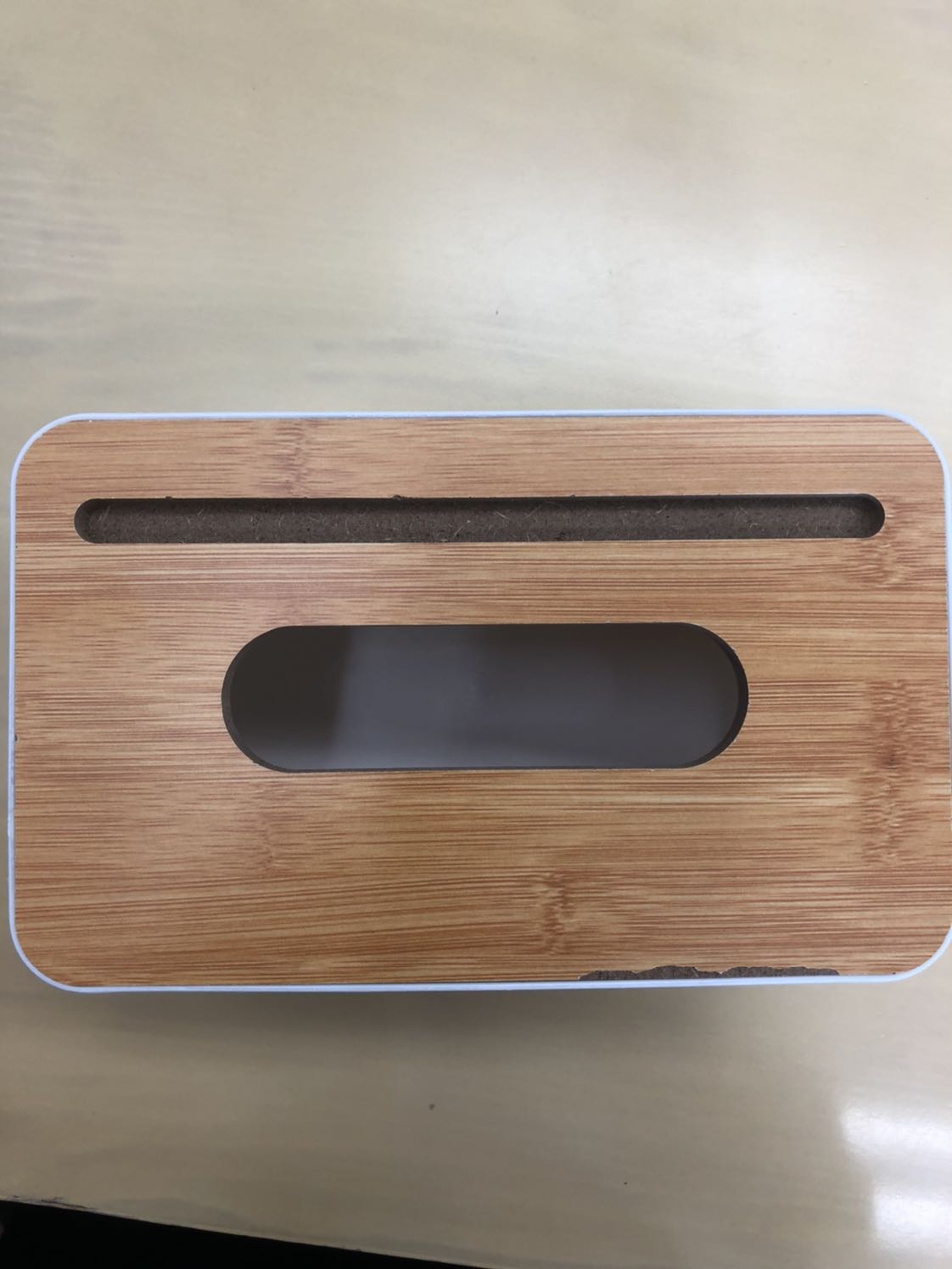 Sản phẩm giao bị lỗi không giống như hình chụp, đang đề nghị đổi lại