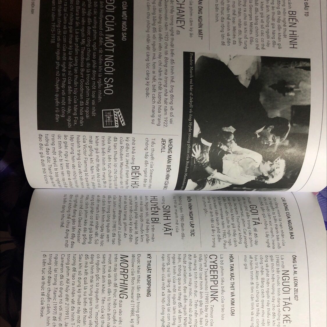 Giao hàng nhanh, đóng gói cẩn thận. Về nội dung thì sách cung cấp kiến thức về điện ảnh một cách khái quát, cách trình bày mới lạ là điểm cộng giúp độc giả dễ hình dung được từng sự kiện, con người.
