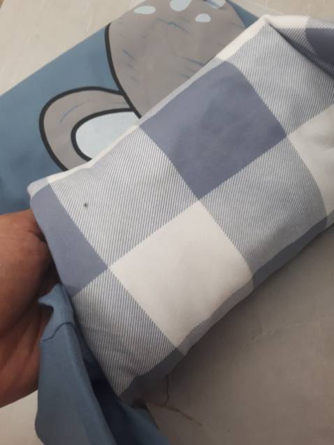 Giao hàng nhanh
Sản phẩm như hình
Giá cả phù hợp với chất vải.