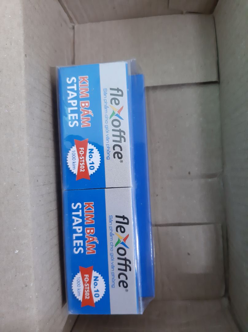 Hài lòng, sản phẩm được đóng gói rất cẩn thận, ghim dùng tốt, cầm chắc tay. Tuy nhiên có một điều cần góp ý với shop là đưa các màu khác nhau nên dao diện. Hàng vừa nhận là mẫu trên hình 1 kiểu mẫu nhận 1 kiểu.