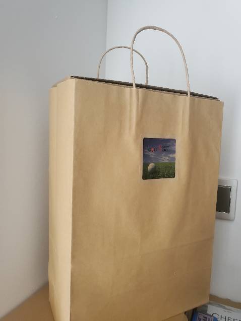 Giá và chất lượng tương xứng, cũng không rẻ hơn mấy chỗ khác bán, sẵn mua thùng carton nên mua luôn cho gọn