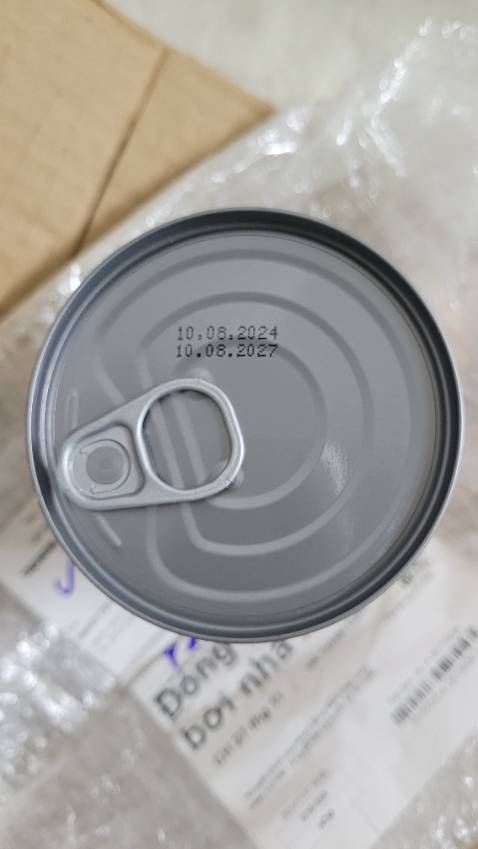 Mèo chịu ăn, có vẻ như là thích lắm, meo meo 🐱