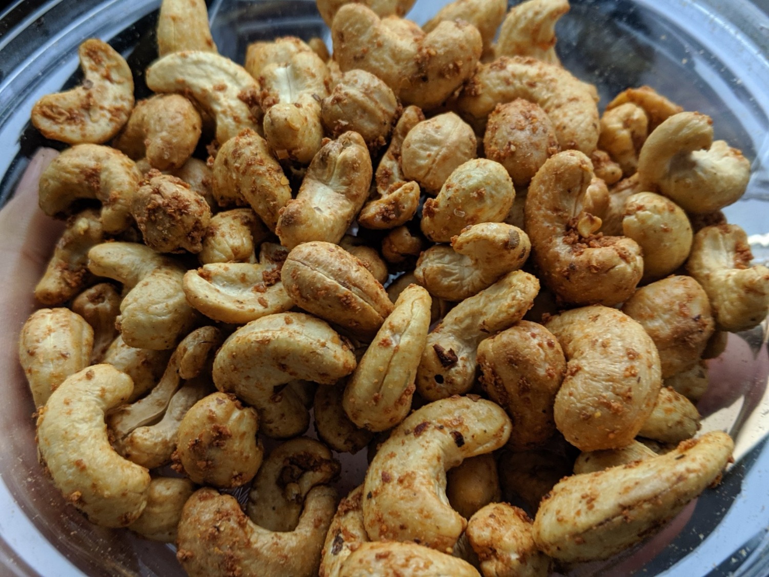 Bao bì dễ thương, vị cay ngon ngon, thích hợp làm món khai vị trên bàn tiệc. sẽ ủng hộ thêm nửa.