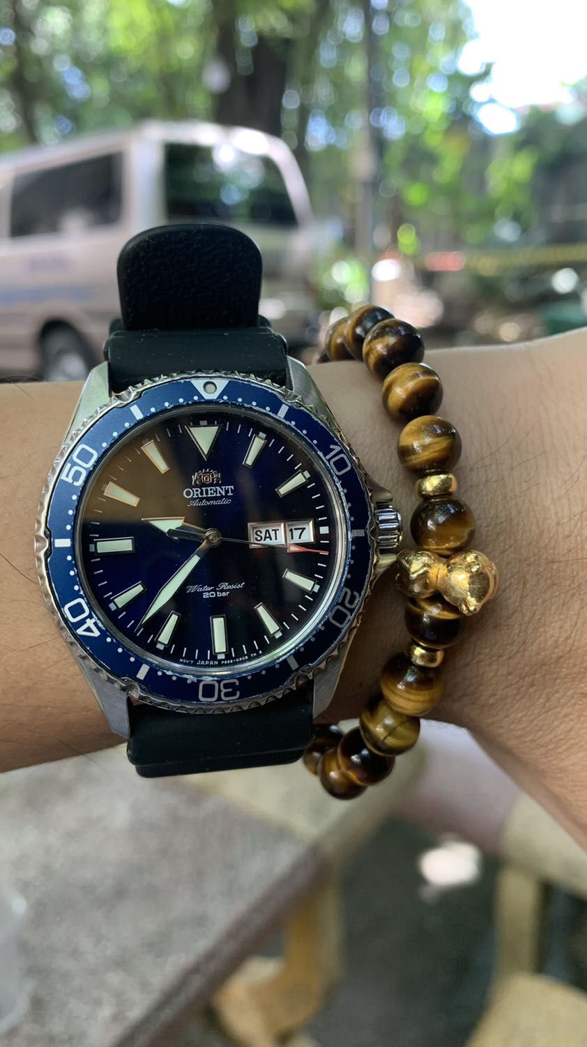 Hàng vừa mới mua, thấy đẹp, đeo với đồng hồ thấy cũng ổn.