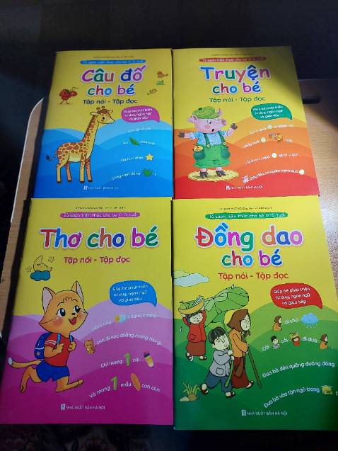 Sách hữu ích dạy cho bé.