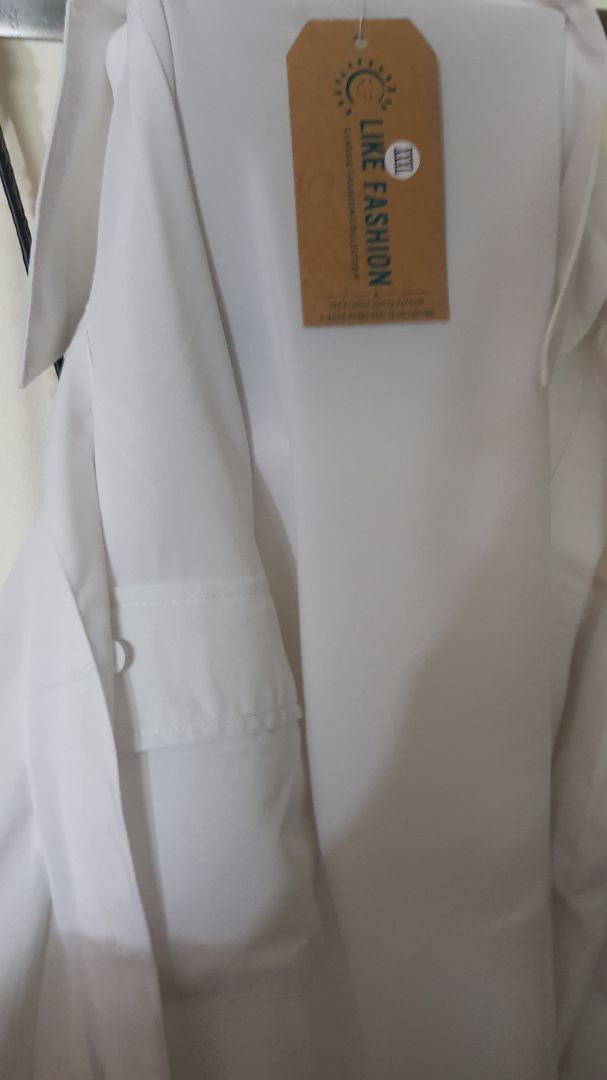 sp nhìn chán,đặt 3xl mà như size M vậy, ko như mẫu mặc, nói chung rất chán :) thấy mng đánh giá 5 sao nên mới mua .. nhưng sự thực thất vọng , nhắn tin shop cũng ko thèm trả lời, lần đầu tải tiki về sử dụng mà bị cái shop này làm cho mất điểm với cá nhân tôi quá, và cũng ko có chính sách đổi trả với sp kl hài lòng nữa