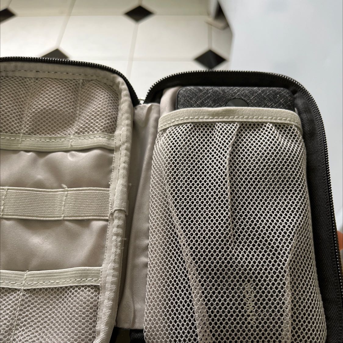 Tiện dùng. Vừa với số tiền bỏ ra tậu về!