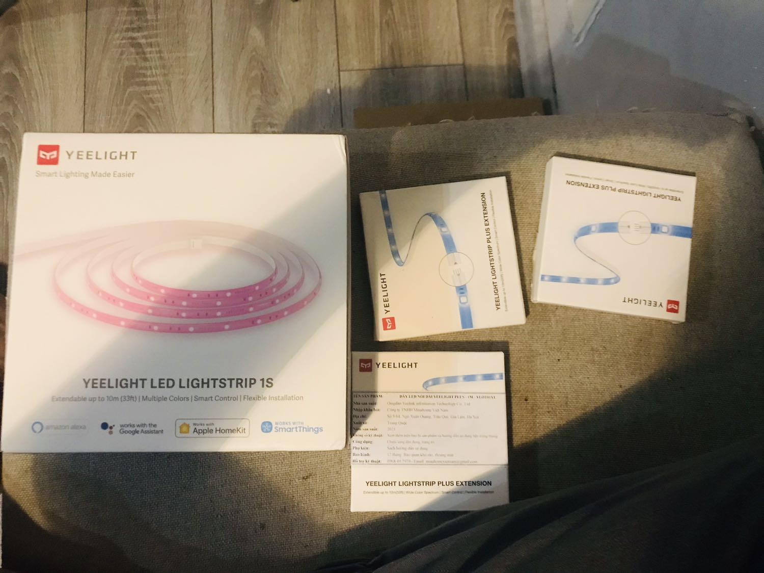 Dây lẻ mua thêm nối vào bộ đèn chính rất tiện và nhanh và dễ.