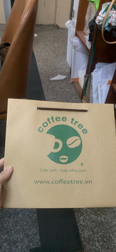 Tết nhưng giao siêu nhanh, kịp mang về quê, ng nhà mình chỉ thích mỗi thương hiệu này. Rất ngon và chất