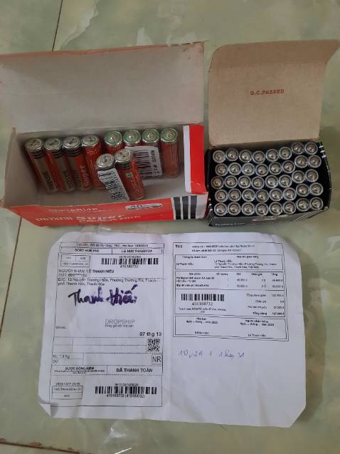 Đóng gói bị nhầm, 10 đôi thành 10 viên