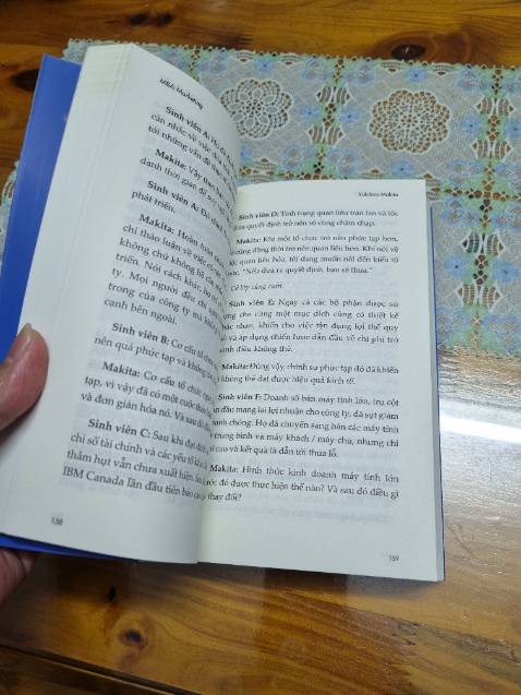 Nội dung đúc rút ngắn gọn, súc tích dễ tiếp cận và dễ ghi nhớ, tôi đã có bằng MBA tuy nhiên nhiều kiến thức dễ bị quên, quyển sách này giúp tôi tra cứu lại 1 cách nhanh và gọn.

Sách in chất lượng tốt, sắc nét rõ ràng, dễ đọc.

Sách chính hãng.