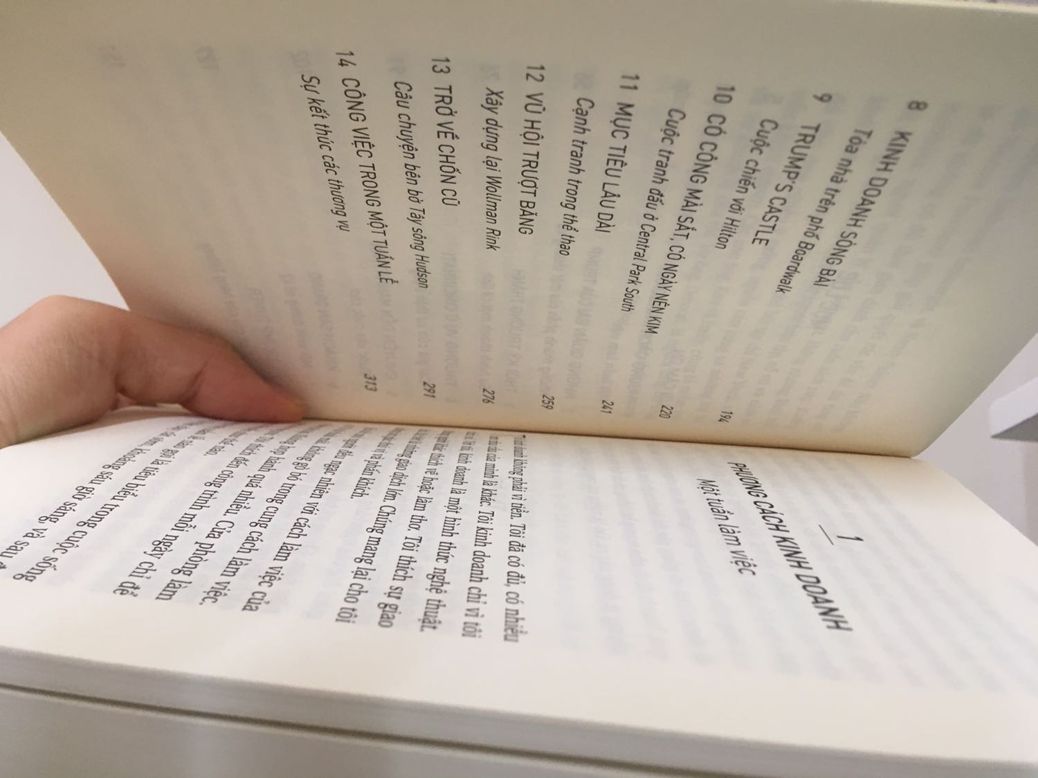 Bìa đẹp, sách mới có bọc, giấy mịn chữ lớn. 
Nội dung cần đọc thêm mới nhận xét được,