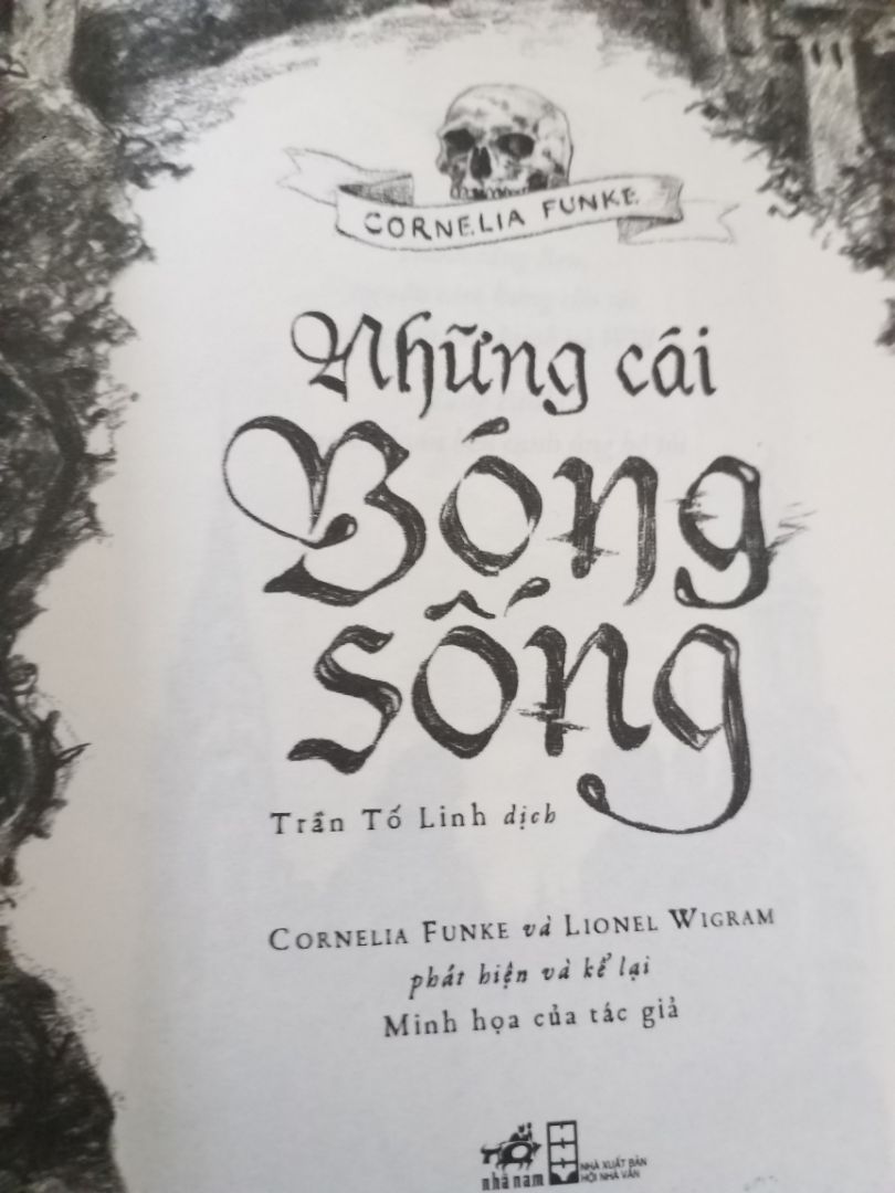 Sách đẹp và hay, có minh họa.