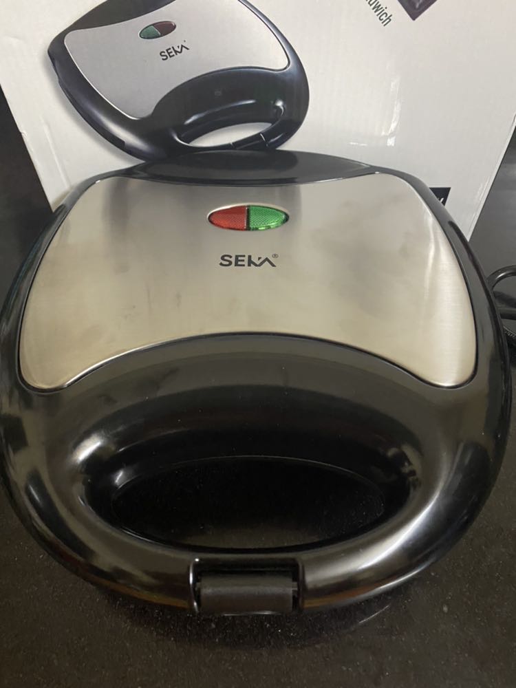 Máy đẹp y hình shop gói hàng cẩn thận, giao hàng nhanh chóng