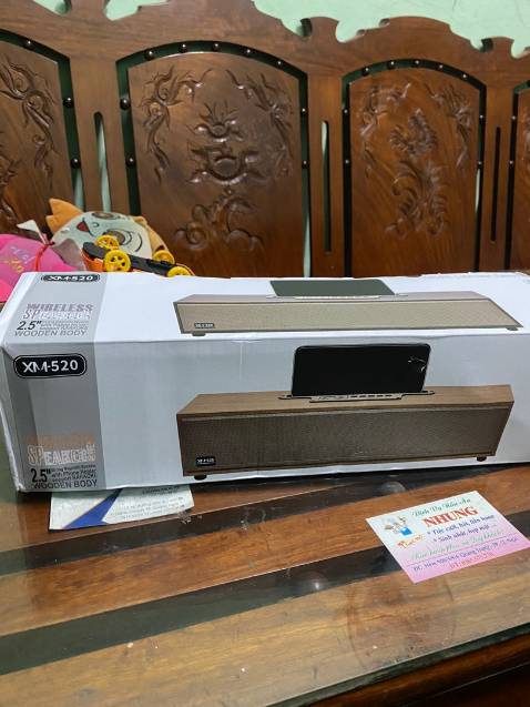 Ngoại hình vỏ gỗ đẹp,  *** âm thanh nghe ổn , công suất loa k lớn lắm vì giá rẻ như vậy thì là ổn