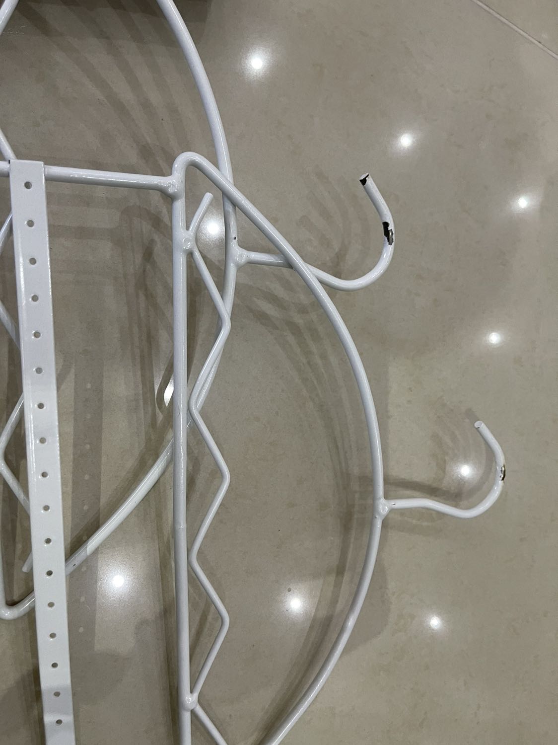 Tôi ko hiểu tại sao có thể bán cho khách như vậy. Để nghị kiti xem xét lại nhà cung cấp.