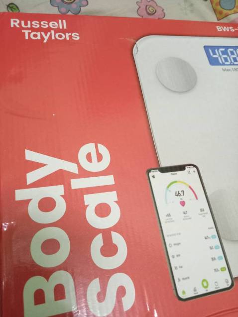 Bắt đầu hành trình giảm cân nên mua cái cân này về để theo dõi, đến nay mới đánh giá cho shop được. Cảm ơn shop vì sản phẩm chất lượng như này nhé, mãi yêu