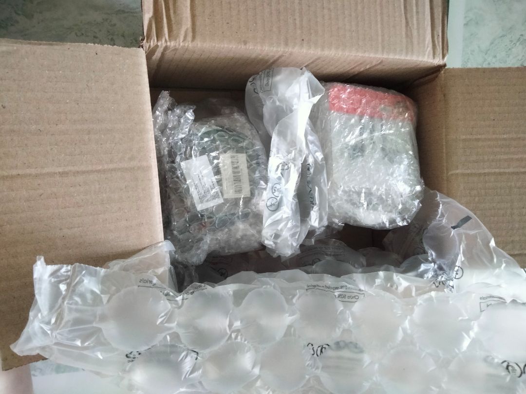 giao hàng+đóng gói+chất lượng tai nghe to ko bị rè