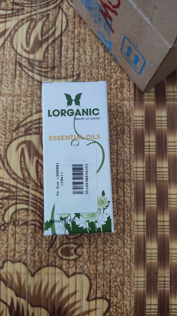 mùi quế nên sẽ hơi nồng . tui dùng máy xông . 
nói chung là cũng được nha.