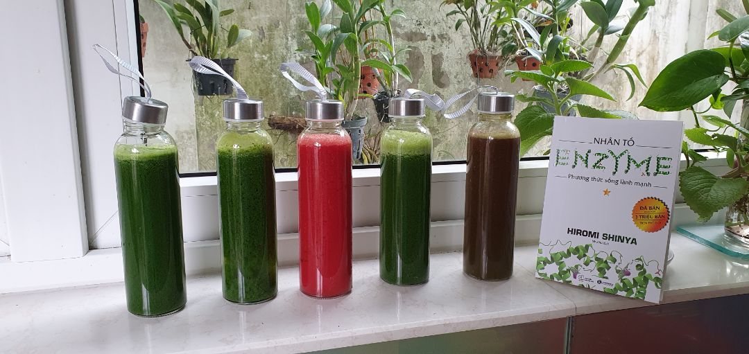 Bình đựng nước ép rất phù hợp.Tuy nhiên lần này giao hàng thủy tinh mà TIKI đóng gói không chèn,may không vỡ cái nào.Mua được giá khuyến mại nên tính cả tiền ship nữa vẫn rẻ?