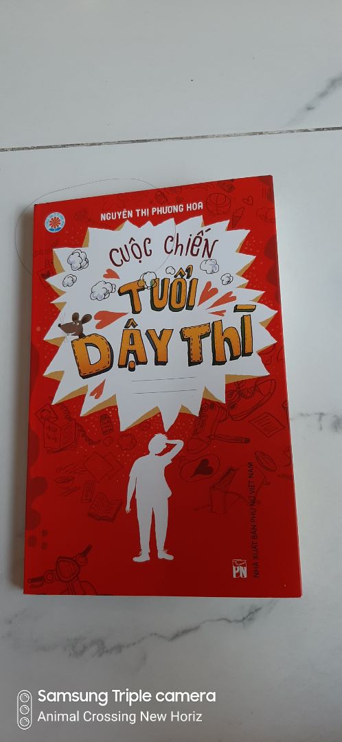 sách là cuốn nhật ký của tác giả về còn. các chương đầu nói về lúc nhỏ. các chương sau mới nói về gđ dậy thì. thiết thực, chân thực và dễ hiểu ko giáo điều. sách ko phải là loại sách hd kiến thức suông như những sách khác.