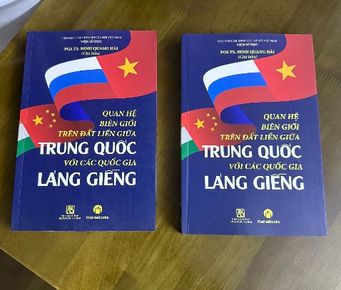 Trong đơn đặt 1 nhưng vẫn ship về 2????