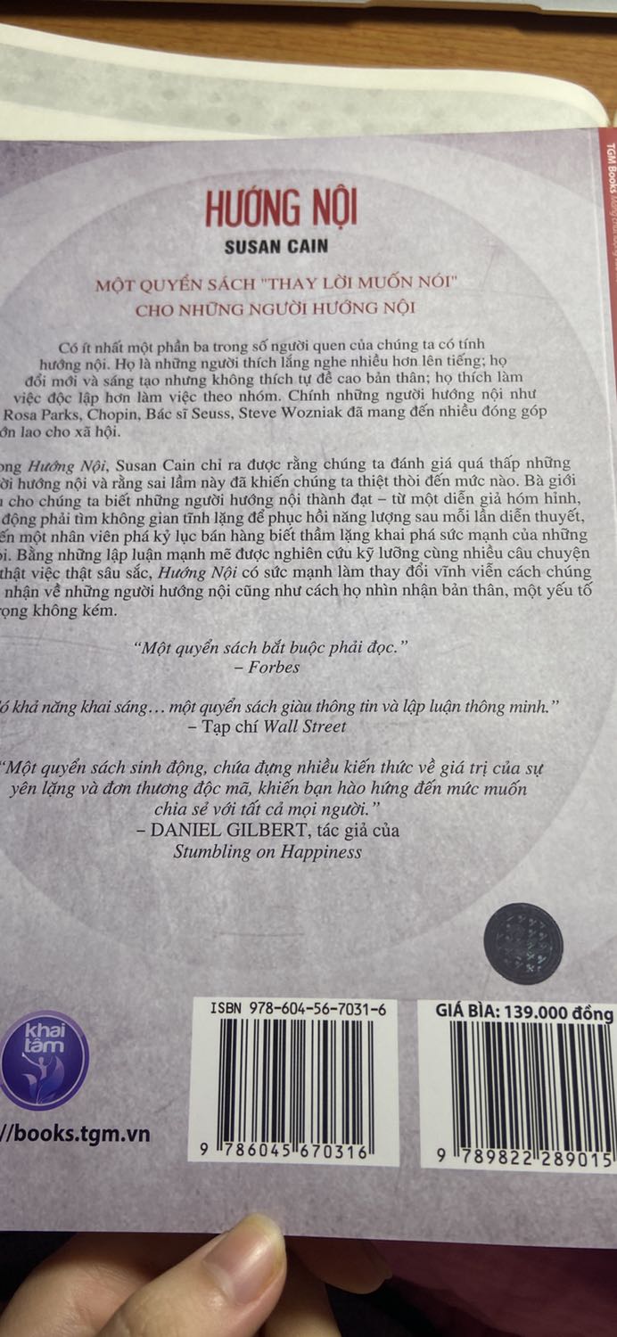 Giao hàng hơi lâu chắc do mình ở ngoại tỉnh ý 
Sách đúng nha mn yên tâm đặt mua