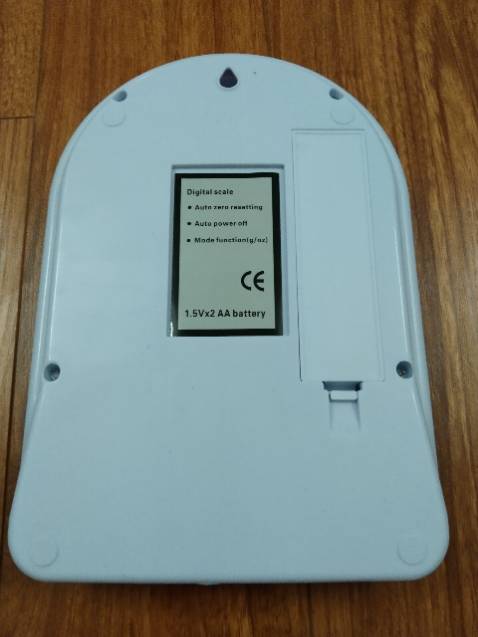 có sai số một chut, cân bich bột 150g thành 156g, bich 1000g thành 1022g, cân trọng lượng dưới 5kg thì ok , mức giá siêu rẻ như vậy là ok rồi