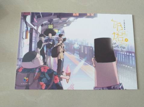 Đóng gói chưa chắc chắn lắm, nma truyện vẫn ko sao. Art rất đẹp😭