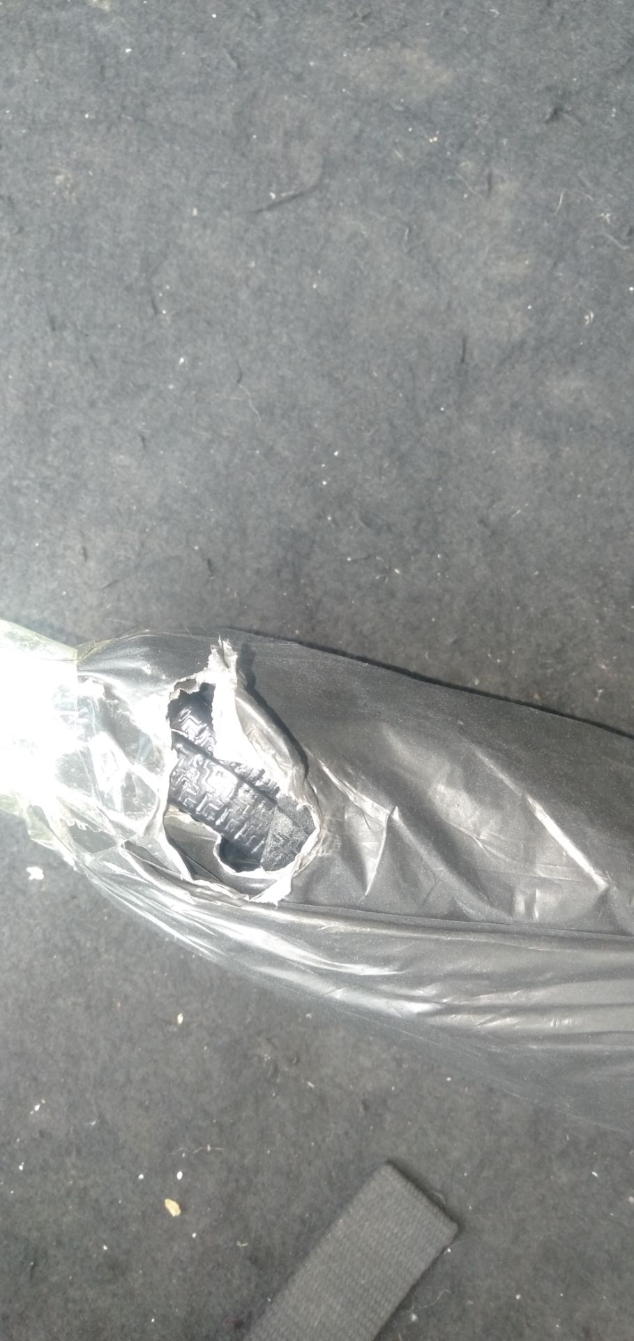 shop làm ăn ko uy tín, đặt 1 kiểu giao 1 kiểu. tào lao thật