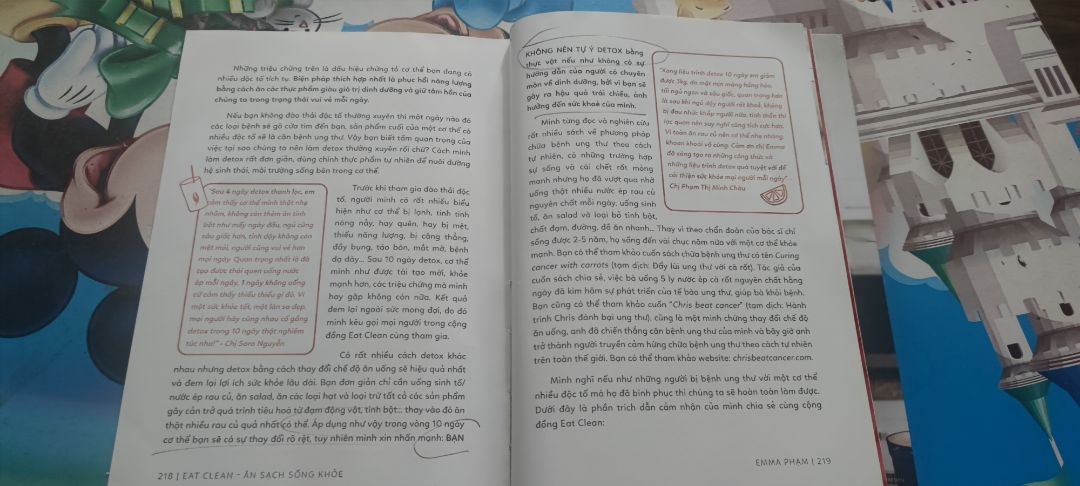 Sách dỡ, viết toàn chung chung ko có, phương pháp nấu ăn tệ, không cụ thể chi tiết, trình bày khó hiểu.. đọc chán. toàn  những nguyên liệu mắc tiền, tốn kém. nhà nghèo thì ko ăn uống healthy được à. à nên phân ra nhiều mục, ăn khem, ăn sang, cho 1 người (mà 1 người sao cho tiết kiệm, 1/4 của bơ, 3/4 còn lại bảo quản ntn), cho gia đình,... Mâm cơm gia đình có các món thì nên hướng dẫn cụ thể từng món. (như món canh cà tím đậu phụ có biết nấu đâu, xem trên mạng thì mua sách làm gì nữa)