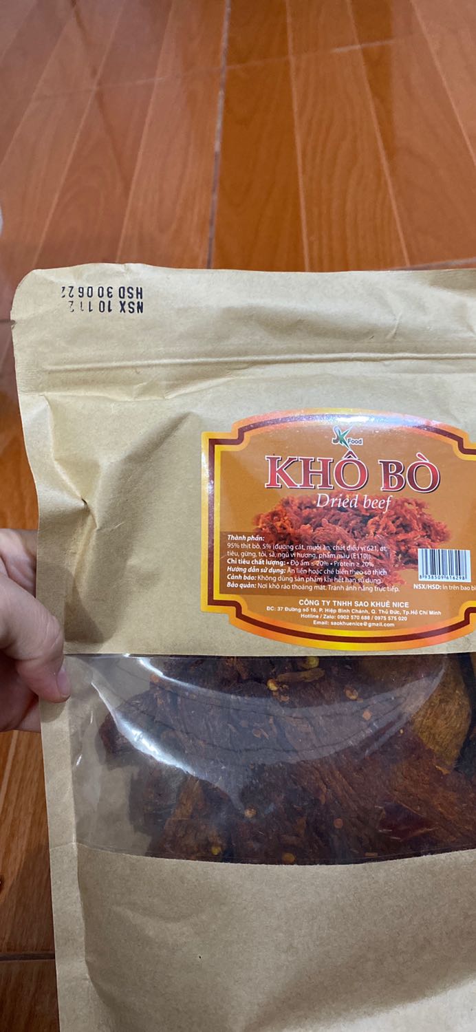 Khô bò ngọt,cay,dễ ăn.đầy đủ cân ký
Điểm trừ là vì khô quá nên hơi cứng ăn bị bở
