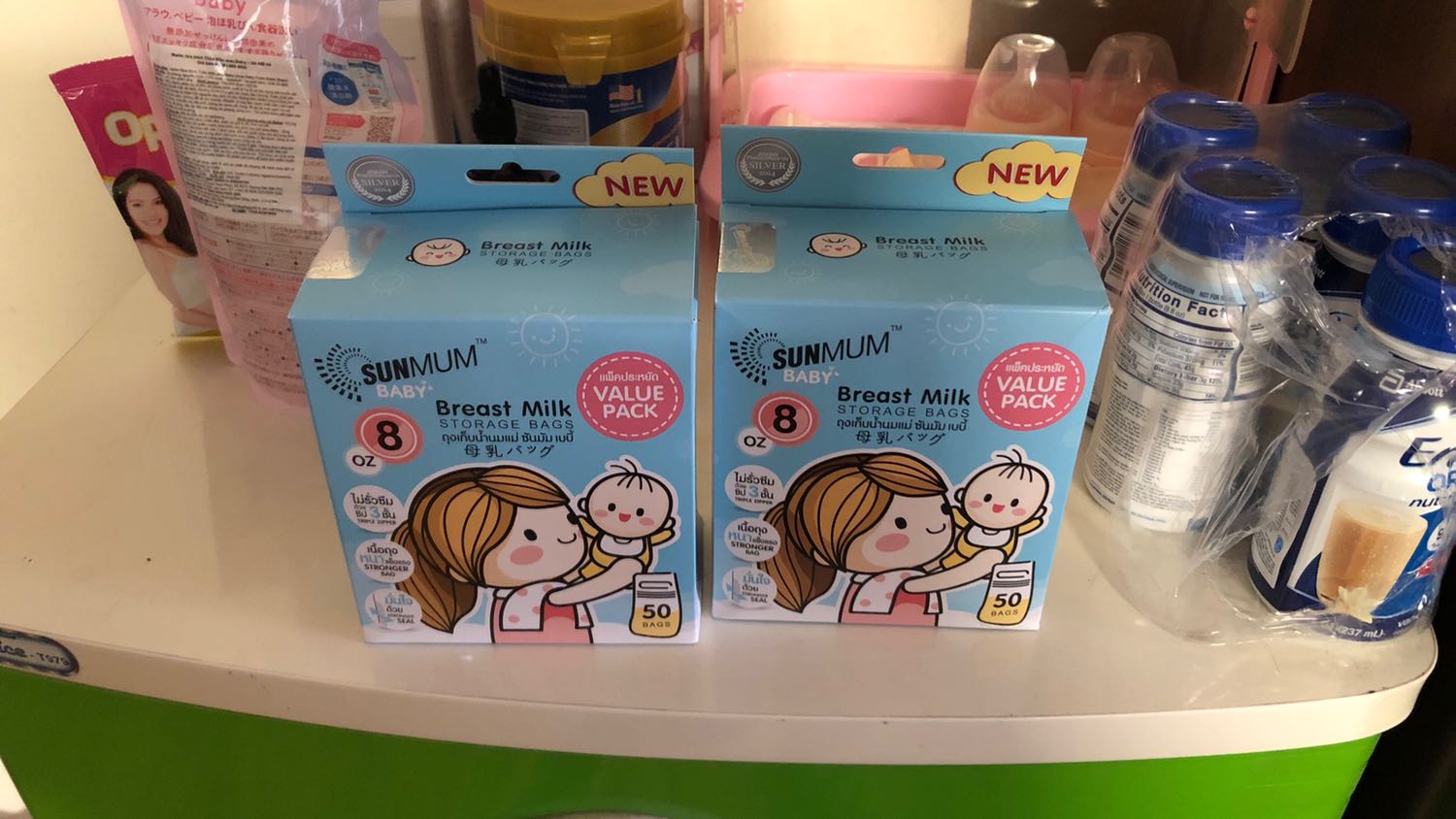 Đặt 2 hộp mầu đỏ của Thái thì giao nhầm sang loại này . Thôi thì dịch nên thông cảm cho shop