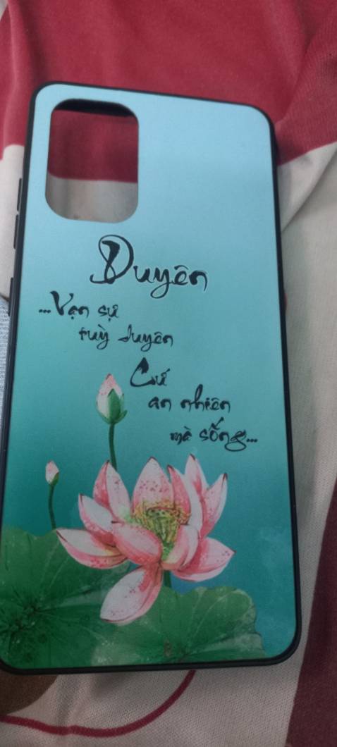 Màu sắc đẹp và đóng gói kỹ +giao hàng nhanh +a giao rất thân thiện