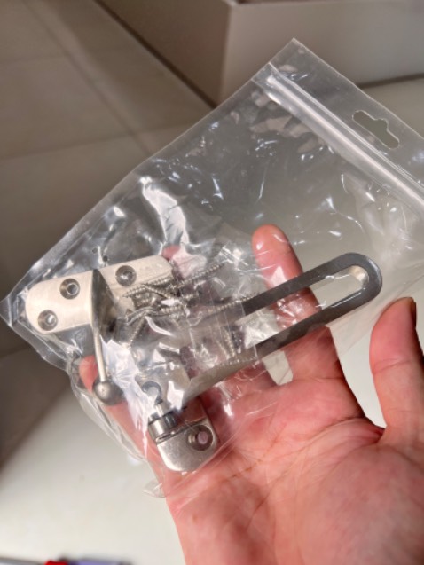 Khá là tốt,nhưng vít tặng kèm giòn, dễ gãy