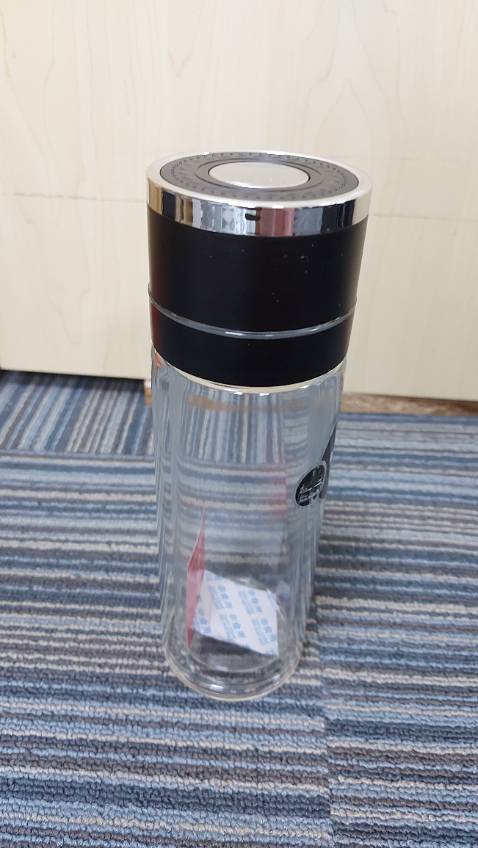 Shop đóng gói hàng cẩn thận, bình chắc chắn, ông xã mình ưng lắm