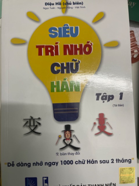 Sách in màu rõ ràng, có audio  nghe và hướng cách viết, nhân viên hỗ trợ nhiệt tình.