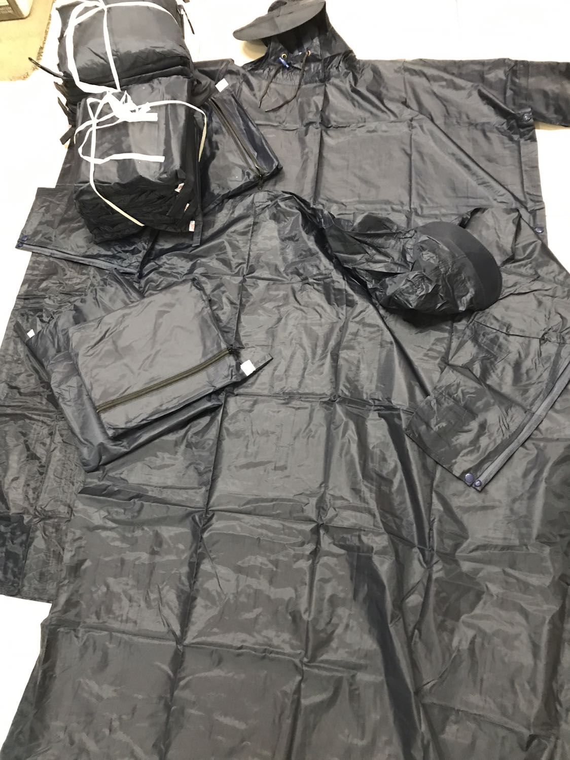 Đơn hàng đặt 02 mã khác nhau nhưng hàng giao chỉ một loại