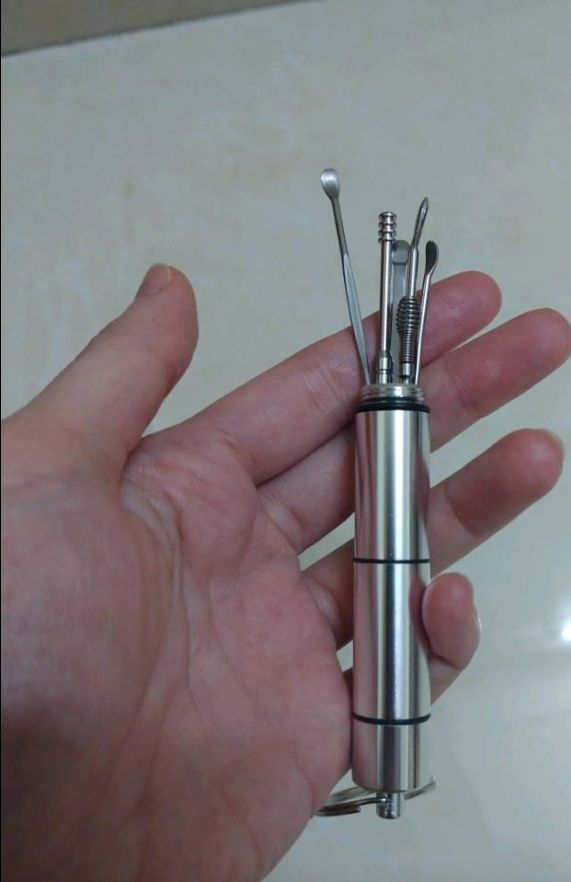 nhìn rất đẹp, giống hình, chất lượng inox sáng bóng, chắc chắn,rất tiện mang đi lại,nên mua nhé mọi người nhìn rất đẹp, giống hình, chất lượng inox sáng bóng, chắc chắn,rất tiện mang đi lại,nên mua nhé mọi người
