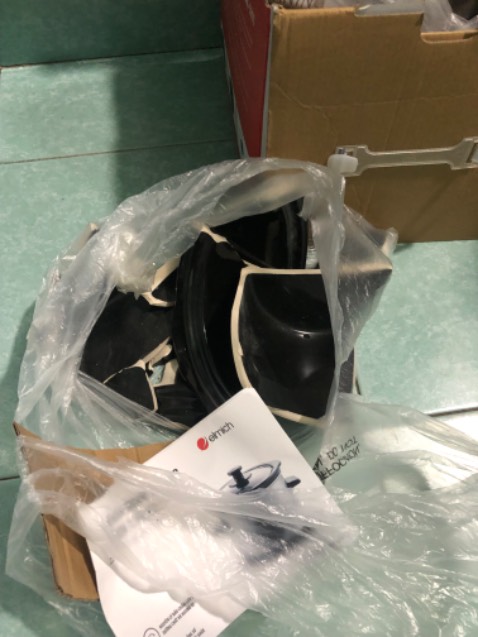 Giao hàng sữa thì mop, được cái nồi quà tặng, bể cái lồng ở trong, nấu sao. Giao hàng quá tệ