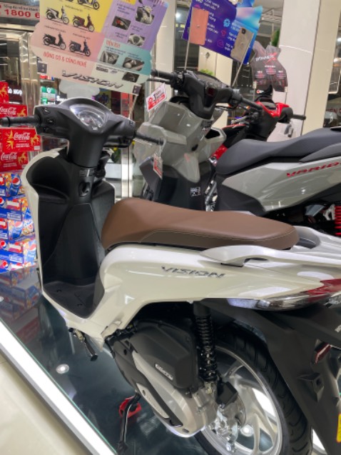 Xe đẹp. Nhân viên hỗ trợ nhiệt tình. Tại HEAD nhân hỗ trợ nhanh, chuyên nghiệp