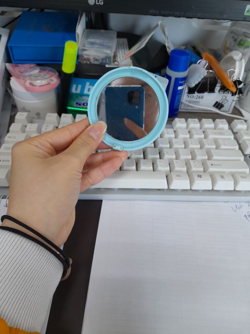 hàng j mà chuột k chết cknf lôi ra chén hết cả thuốc đợi 1 thời gian sẽ oánh giá lại nc k hài lòng