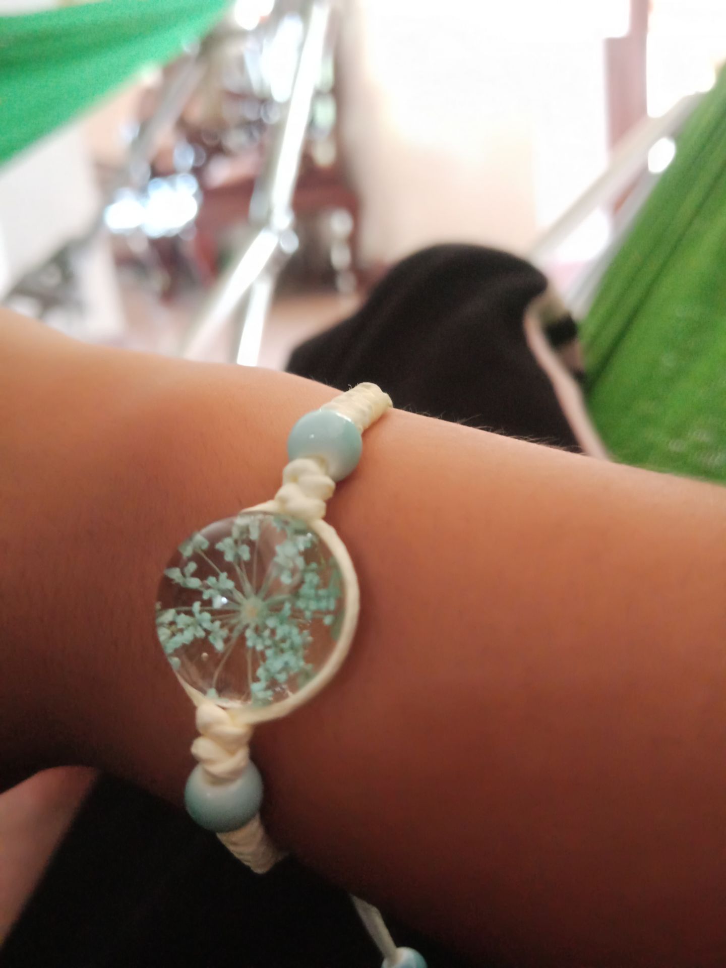 Giao đúng hàng nèk. Màu đẹp nữa ủng hộ shop một cái màu xanh lá nữa