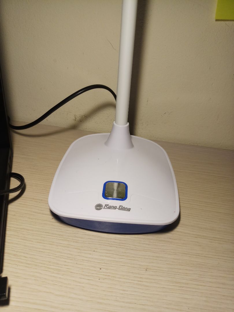 Đèn ổn, bên ngoài hàng đẹp hơn trong hình, giá cả phải chăng, mong là sẽ dùng được lâu dài.
Ship nhanh trước 2 ngày ❤
Mình cảm ơn!