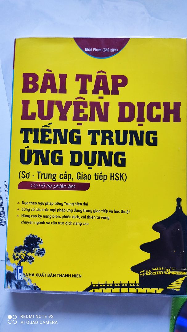 sách mới 2021 đóng gói kỹ càng, có tặng kèm 2 dvd tài liệu. Nhân viên giao hàng nhanh, nhiệt tình.