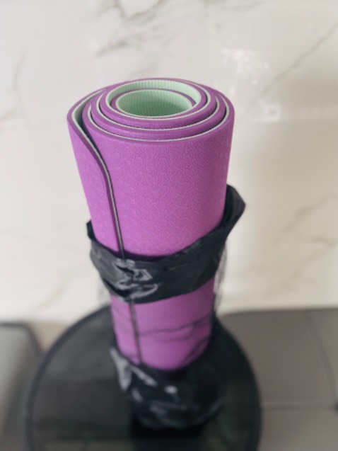 Hàng giao nhanh, sớm 3 ngày so dự kiến. Chất lượng sản phẩm đúng. Thảm dày dặn, đẹp.