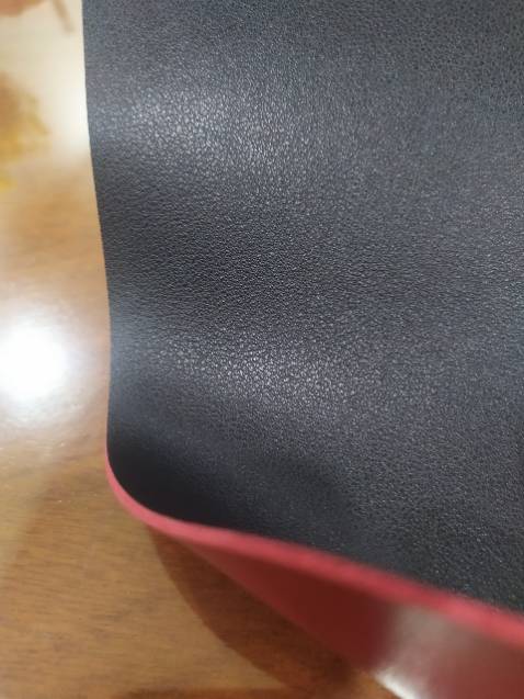 Mua lần 2 của shop rồi, hàng rất ok nha mn, sp dày dặn, mặt da mịn dẽ lau chùi, khi di chuyển chuột rất bám. Giao hàng nhanh, shop nhiệt tìn và thân thiện. Sẽ giới thiệu bạn bè ủng hộ shop.🥰