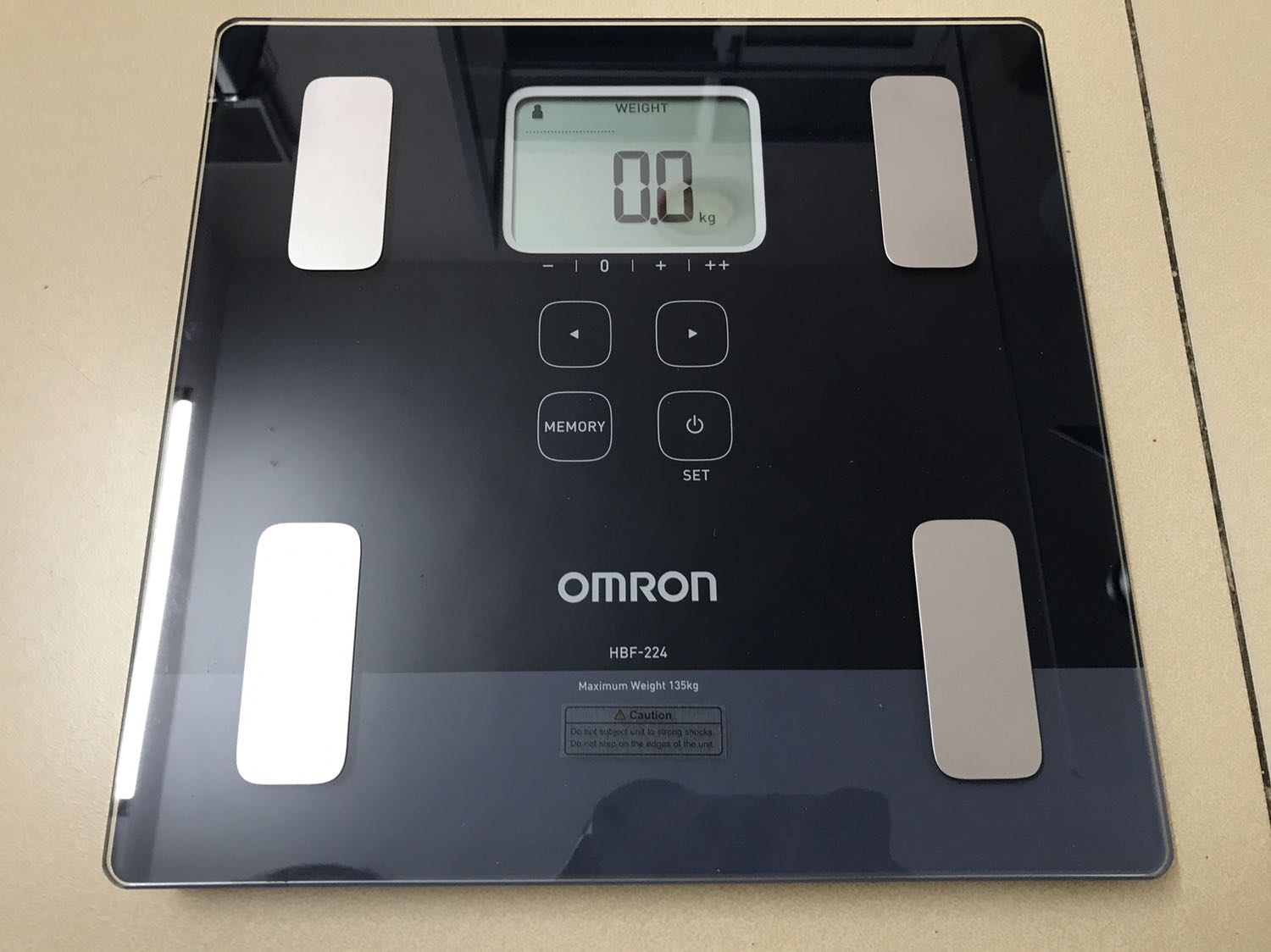 Ngắn gọn: Tuyệt vời, giao hàng cực nhanh.