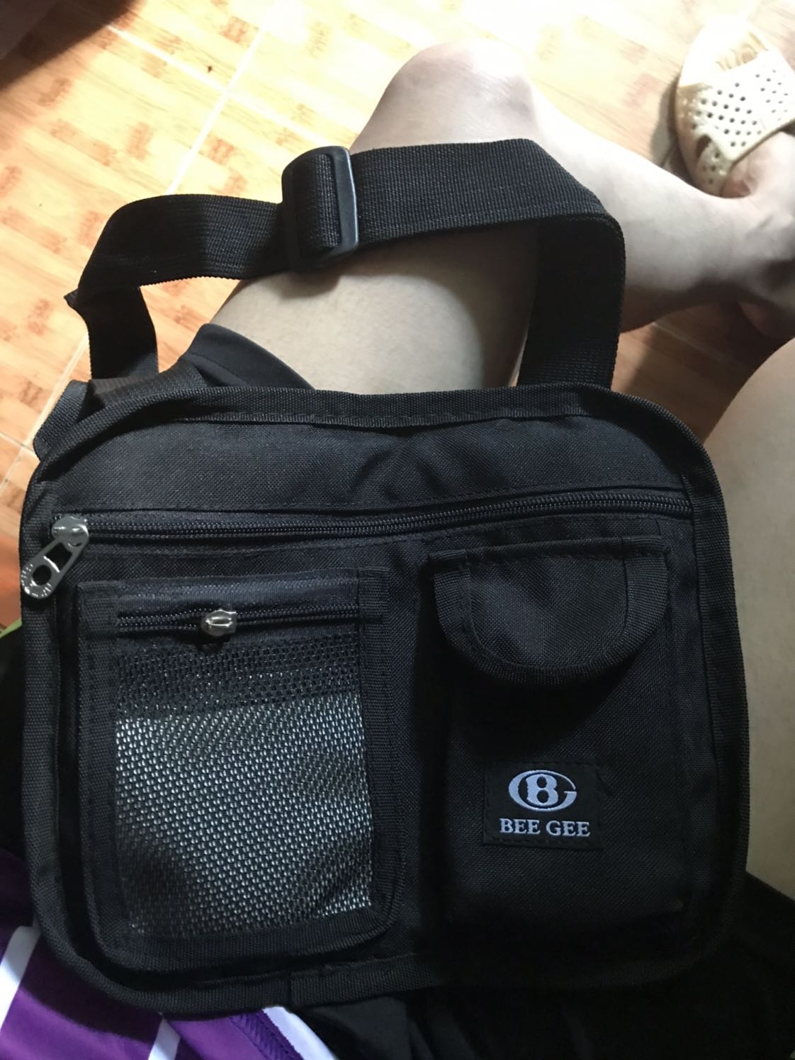 Túi oke mà mất các khoá kéo